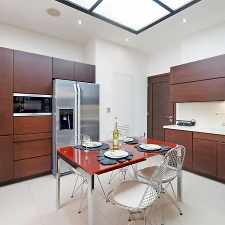 Luxurious Liandri - With Private Pool