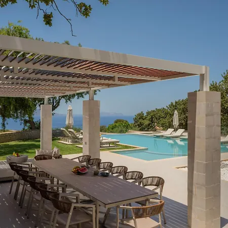 Luxurious Liandri - With Private Pool * Atsipopoulo