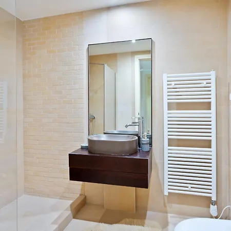 Luxurious Liandri - With Private Pool