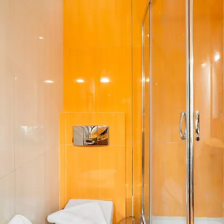 Luxurious Liandri - With Private Pool فيلة