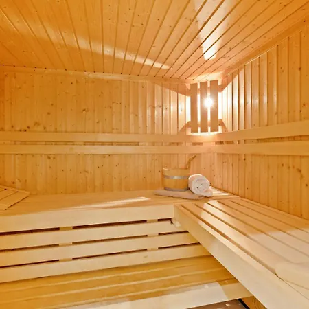 Luxurious Liandri - With Private Pool