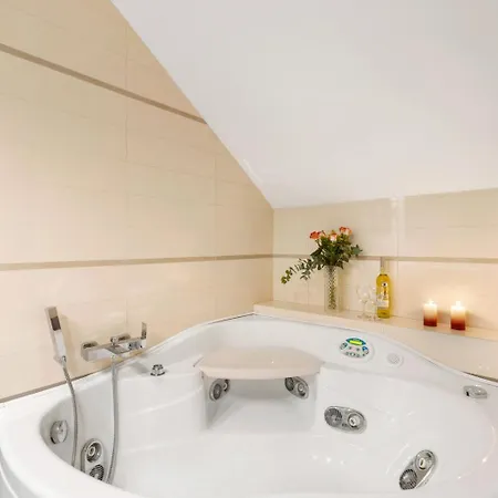 فيلة Luxurious Liandri - With Private Pool