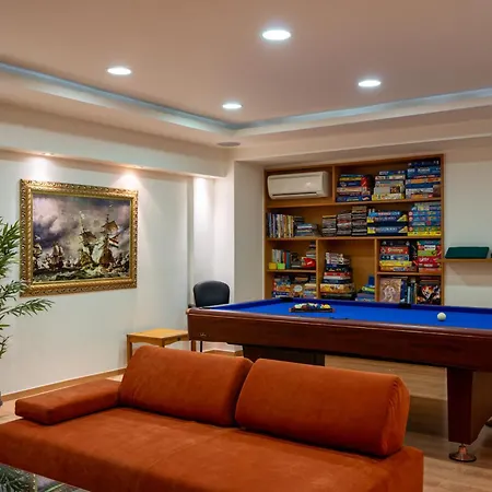Luxurious Liandri - With Private Pool